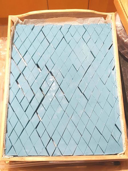 20210407_204334_Rhombus_Teil_I_geschnitten_600.jpg