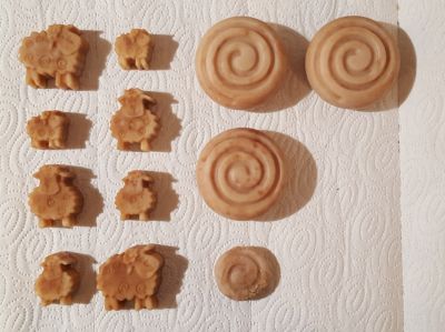 20211113_193644_Erdbeerschaefchen_nachgedunkelt_oben_400.jpg