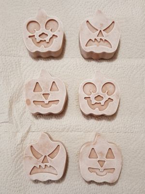 20241018_000434_HappyHalloween_ausgeformt_Teil1_400.jpg