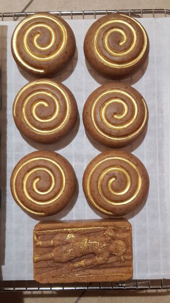20241121_061008_DinkelsbuehlerKastanie_vergoldet_600.jpg